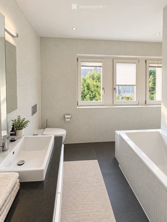 Charmante 2.5-Zimmer-Wohnung mit traumhafter Aussicht in Zürich 8044 6