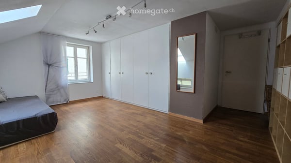 Dachwohnung in Rüti ZH - 1.OG im 2-Parteienhaus mit grosser Loggia 11