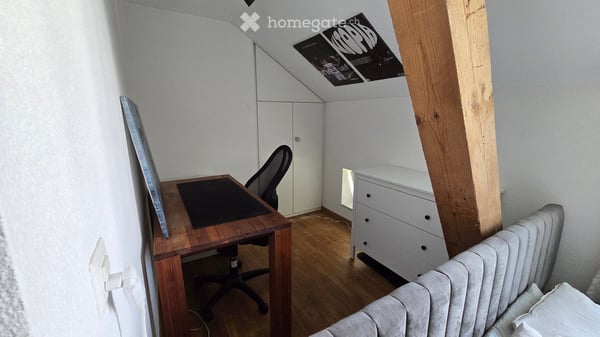 Dachwohnung in Rüti ZH - 1.OG im 2-Parteienhaus mit grosser Loggia 13