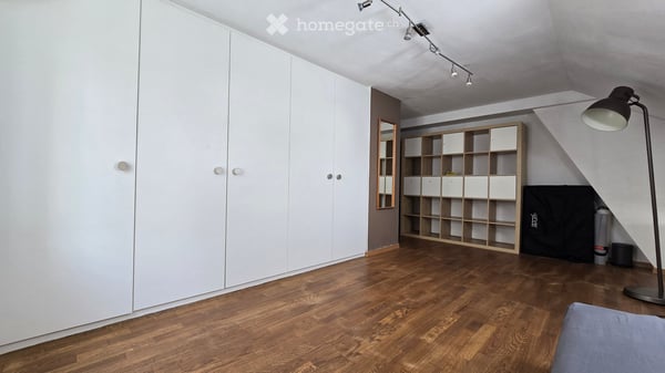 Dachwohnung in Rüti ZH - 1.OG im 2-Parteienhaus mit grosser Loggia 10