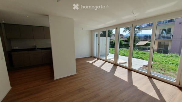 Moderne 2.5-Zimmer-Terrassenwohnung in Eschenbach SG – Sofort verfügbar! 2