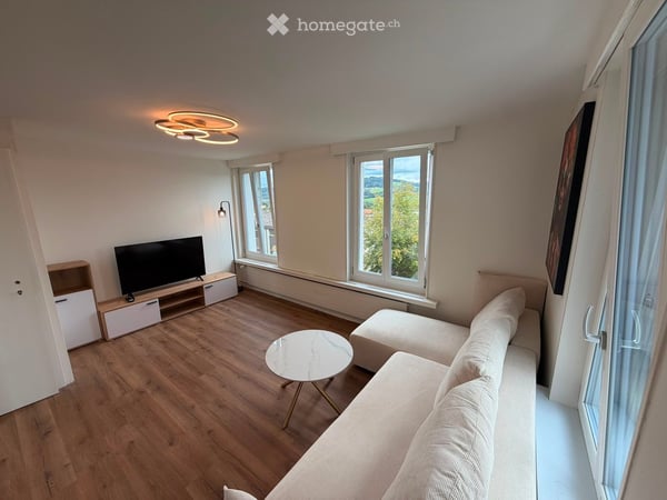 Möbliertes Studio mit eigener KÜCHE und gemeinsamem BADEZIMMER 4