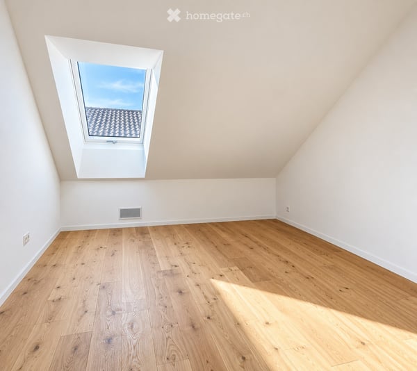 Exclusive 3.5-Zimmer-Dachgeschosswohnung – Neubau mit unverbaubarer Alpensicht & beheiztem Pool 9