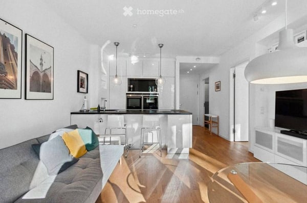 Moderne 2-Zimmer-Wohnung an zentraler Lage in Uster 2