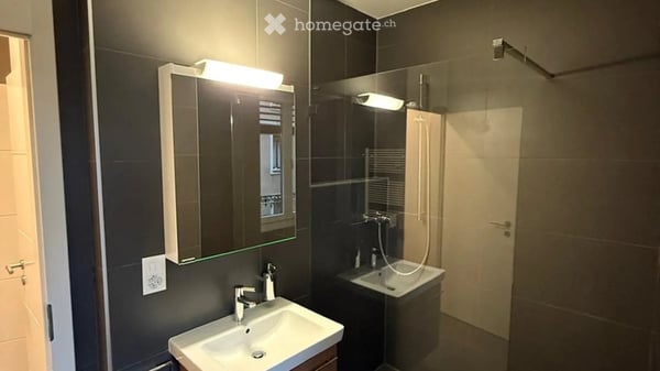 Charmant appartement de 2.5 pièces à Lausanne, disponible immédiatement 5