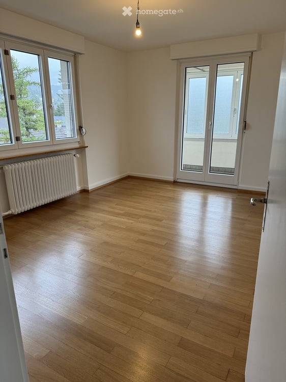 Renovierte 4.5-Zimmer Altbauwohnung Nähe Dorfkern 6