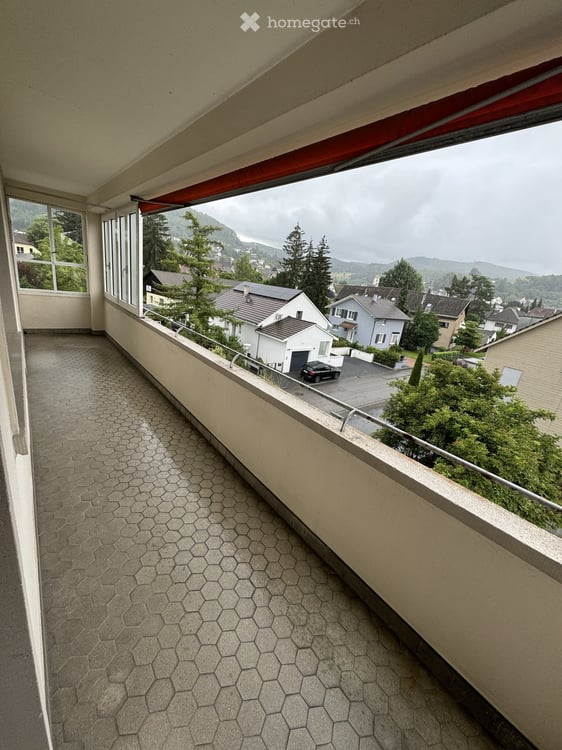 Renovierte 4.5-Zimmer Altbauwohnung Nähe Dorfkern 9