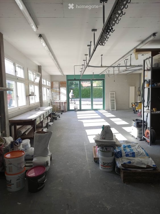 Ideal für Maler-, Gipser- und Handwerksbetriebe: Gewerbegebäude mit 466 m² Nutzfläche 2