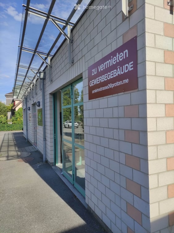 Ideal für Maler-, Gipser- und Handwerksbetriebe: Gewerbegebäude mit 466 m² Nutzfläche 1