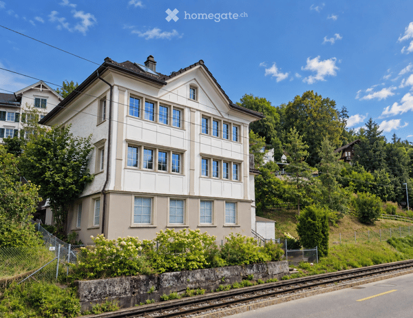 Modernisiertes 6.5-Zimmer-Haus mit grossem Garten 1