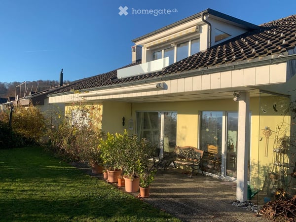 Charmantes 5.5-Zimmer-Einfamilienhaus in Eschenbach SG – Sonnige Lage mit herrlicher Aussicht 8