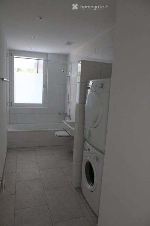 Moderne neue 2 1/2 Zi. Wohnung im Grünen, sehr nahe am Bahnhof Zug 9