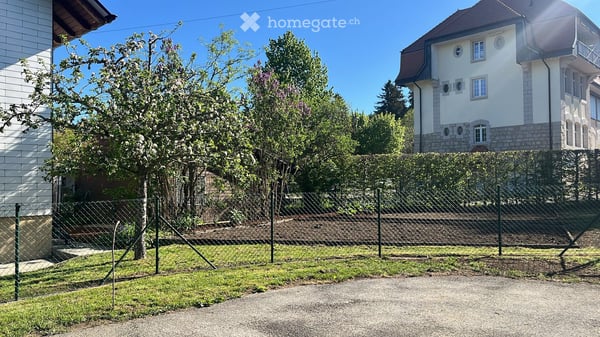 Charmante maison avec grand jardin entièrement clôturé 3