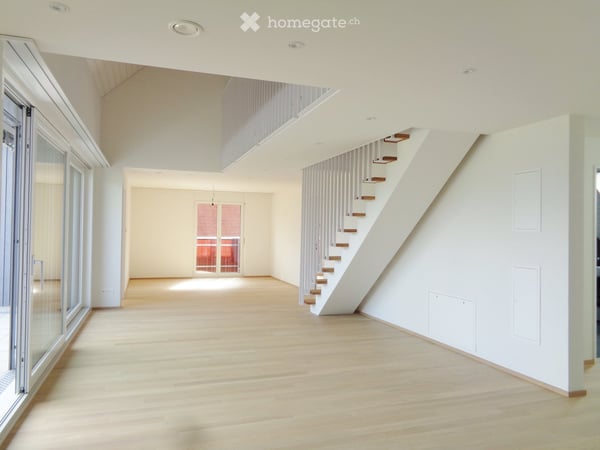 Moderne 5.5-Zimmer-Maisonette-Wohnung in Nürensdorf 1