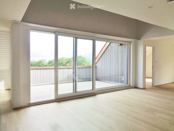 Moderne 5.5-Zimmer-Maisonette-Wohnung in Nürensdorf 3