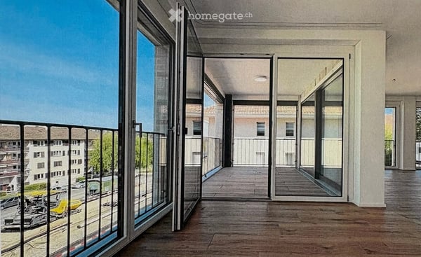 Moderne 2.5-Zimmer-Wohnung mit zwei Loggias in Binningen 2