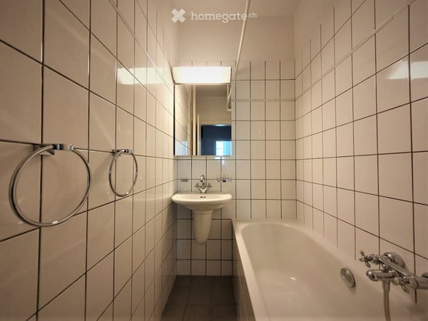 www.grund5.ch - repräsentativ, ruhig und zentral - neu renovierte Jungenstilwohnung! 6