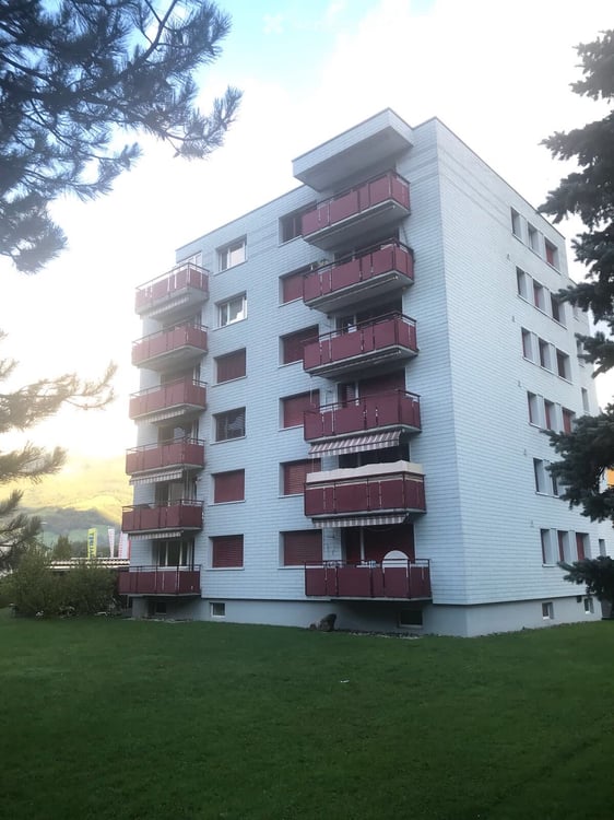3.5-Zimmer-Wohnung mit Balkon und schöner Aussicht in Haag (Rheintal) 3