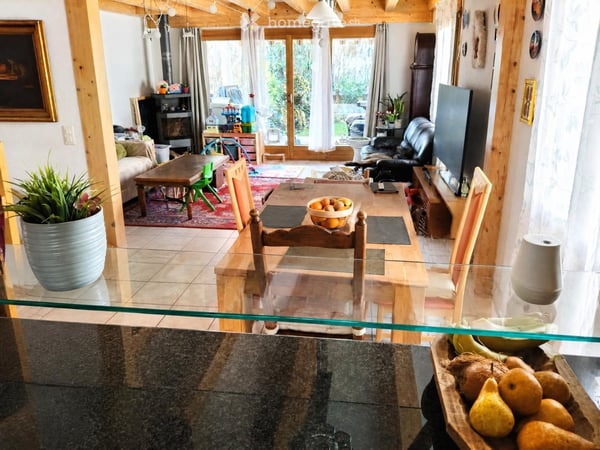 Familienfreundliches 4½-Zimmer-Doppeleinfamilienhaus mit Garten in Zollikofen 3