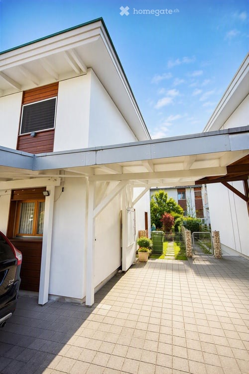 Familienfreundliches 4½-Zimmer-Doppeleinfamilienhaus mit Garten in Zollikofen 1