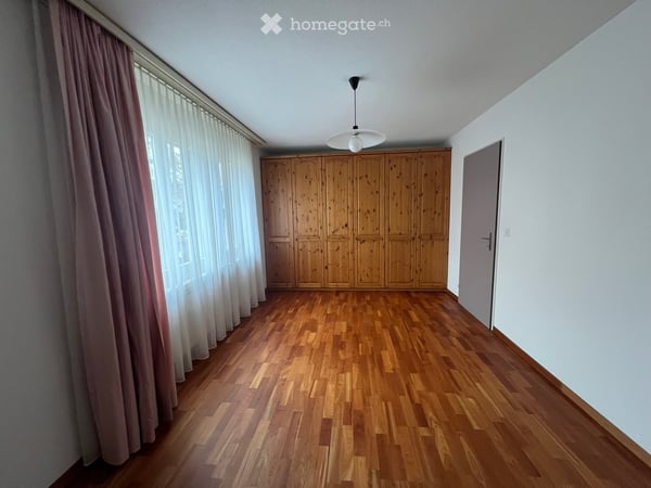 grosszügige Wohnung in Schwerzenbach 5