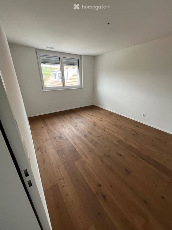 Hochmoderne & smarte 3.5-Zimmer-Wohnung mit Balkon, Keller & Tiefgarage in Oberhallau 3