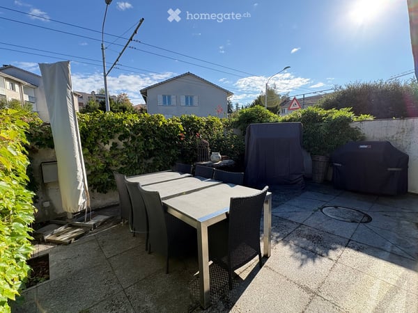 6-Zimmer-Reiheneinfamilienhaus mit Garten, Sauna und Weitsicht in Zürich Witikon 8