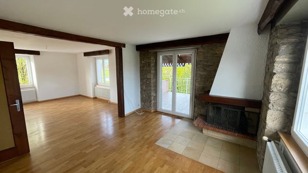 Grand appartement de 7 pièces à louer à Alle (JU) 2