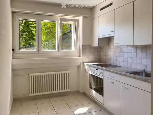 Helle 3.0-Zimmer-Wohnung mit Balkon in Zürich-Höngg 3