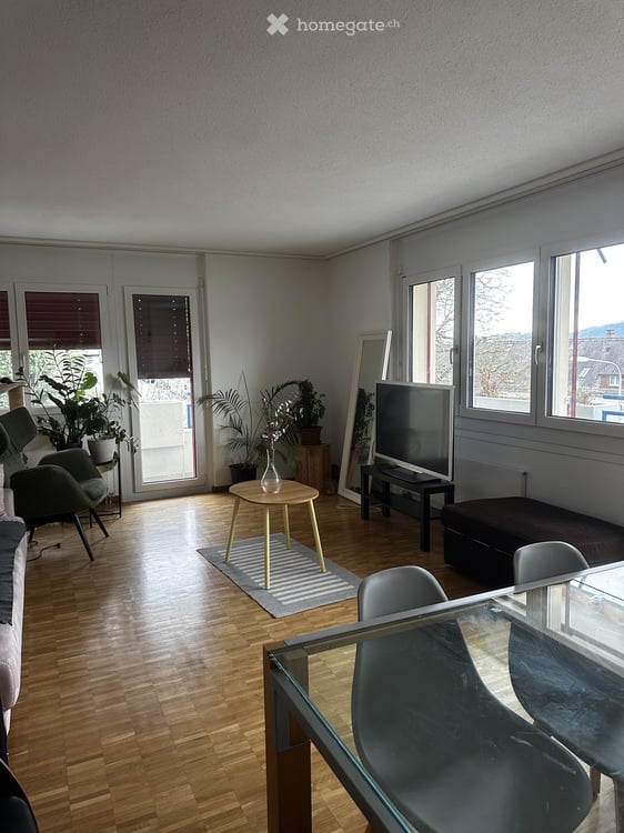 Room available in a calm, friendly WG — Zürich 3