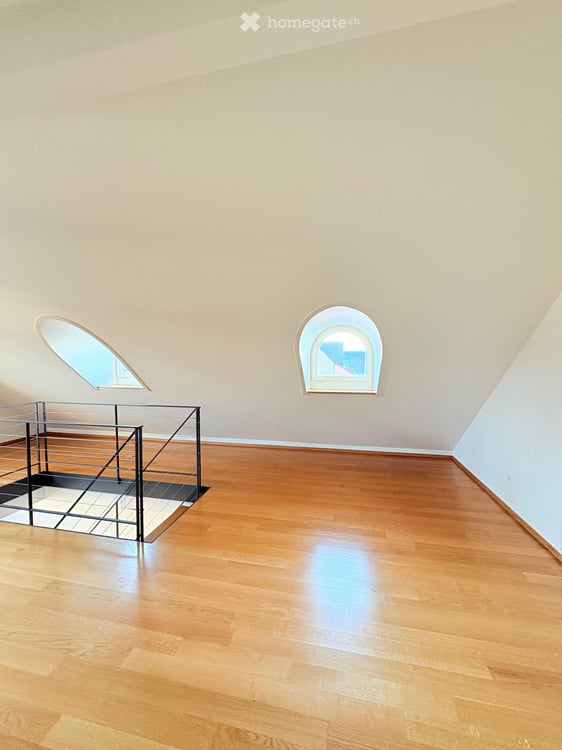 Schöne und helle 4.5-Zimmer-Maisonettewohnung im Dorfkern 9