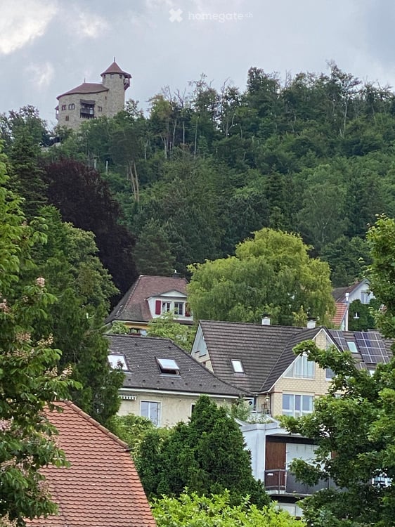 Schöne und helle 4.5-Zimmer-Maisonettewohnung im Dorfkern 18