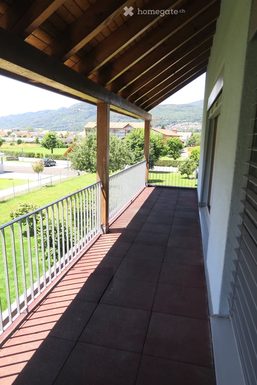 Charmante 4.5-Zimmer-Wohnung mit Bergblick in Kappel SO 3