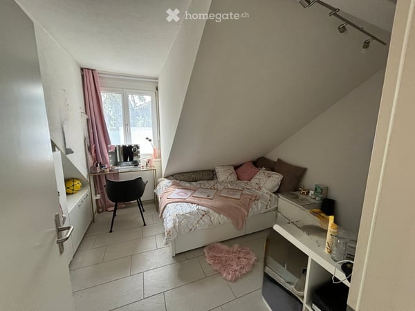 Dachwohnung in Engstringen 6