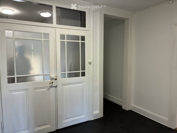 Charmante 2.5-Zimmer-Wohnung im Zentrum von Wald ZH 2