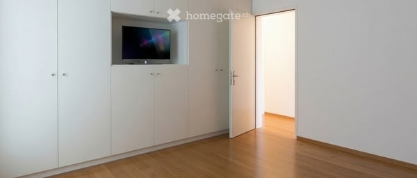 A reddito: 2.5 locali, 190 m², locato fino al 09.2029 — vista Castelli di Bellinzona 4