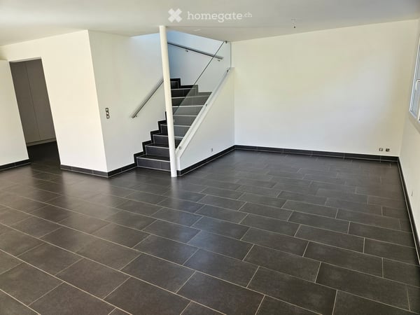 Magnifique villa jumelée de 4.5 pces + 1 pce en sous-sol – disponible immédiatement 3