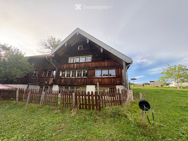 Historisches Einfamilienhaus aus dem Jahr 1686 in Rehetobel – charmantes Landhaus mit Zentralheizung
