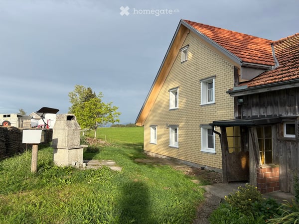 Historisches Einfamilienhaus aus dem Jahr 1686 in Rehetobel – charmantes Landhaus mit Zentralheizung 2