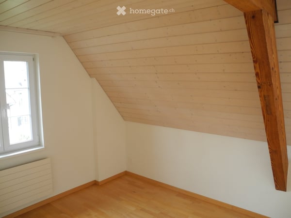5.5 Zimmer Doppelhaushälfte mit grossem Gartenanteil an zentraler Lage in Frick zu vermieten 7