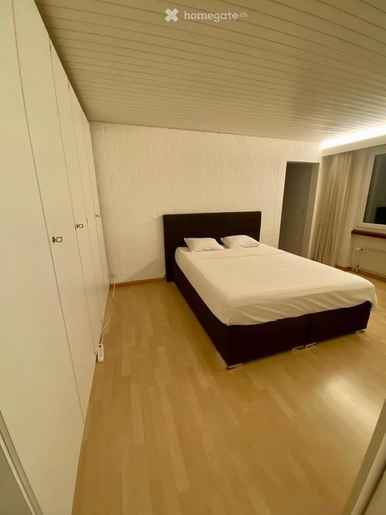 Charmante 3.5-Zimmer-Terrassenwohnung über den Dächern von Knonau 13