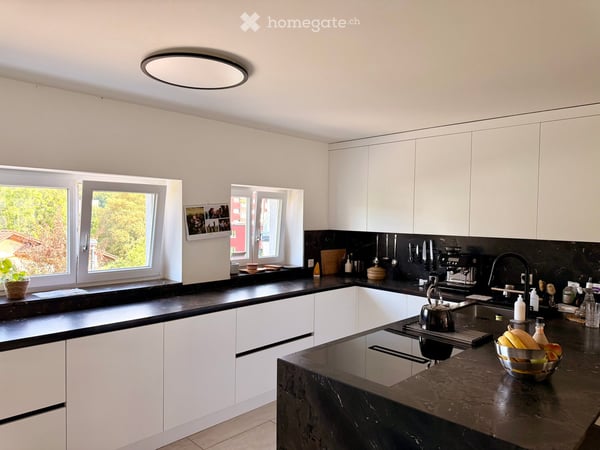 Komplett sanierte, Moderne 4.5-Zimmer-Wohnung in Langnau am Albis 2