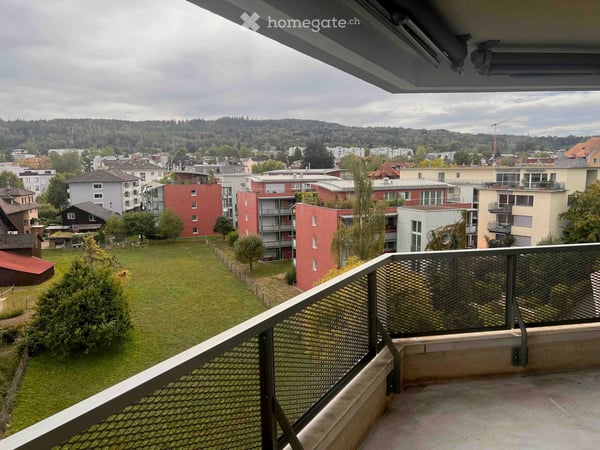 Helle 3.5-Zimmer-Wohnung mit Balkon und schöner Aussicht in Zürich-Altstetten 6