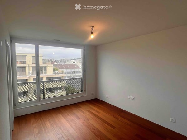 Helle 3.5-Zimmer-Wohnung mit Balkon und schöner Aussicht in Zürich-Altstetten 7