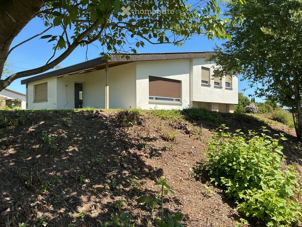 Grosszügiges 7.5-Zimmer-Einfamilienhaus in ruhiger Lage in Ramsen 1