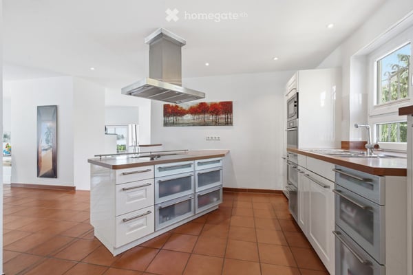 Hochwertige Familienvilla mit Pool und herrlichem Garten in Friedrichshafen 14