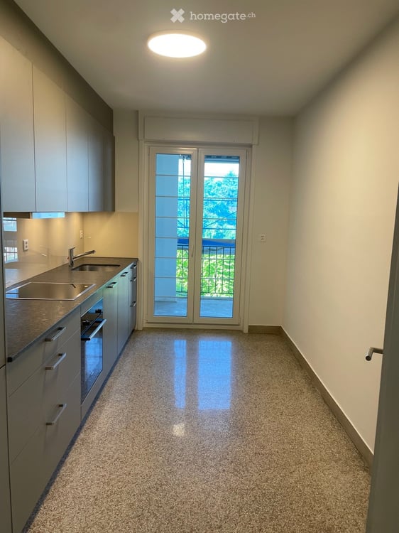 Sorgfältig renovierten 3 Zimmer Wohnung im attraktiven Neubadquartier 5