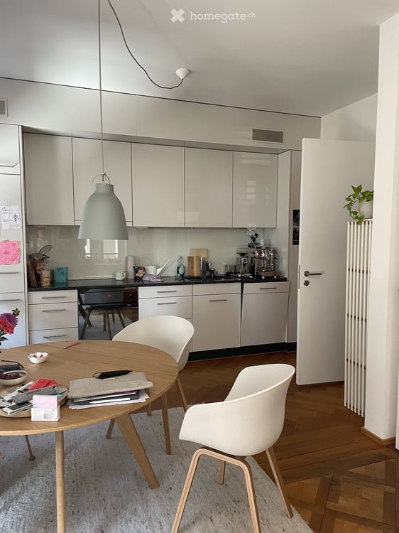 Sehr attraktive 3.5 Zimmer Wohnung im Herzen von Zürich, Kreis 5 2