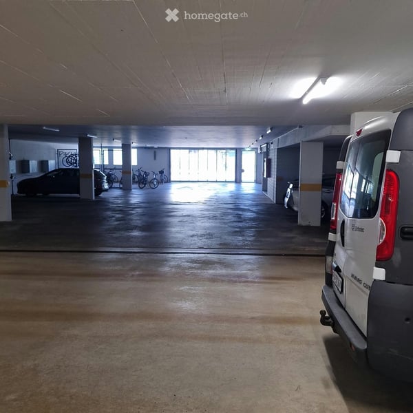 4 1/2 Zimmerwohnung an zentraler ruhiger Lage im 2.OG 11