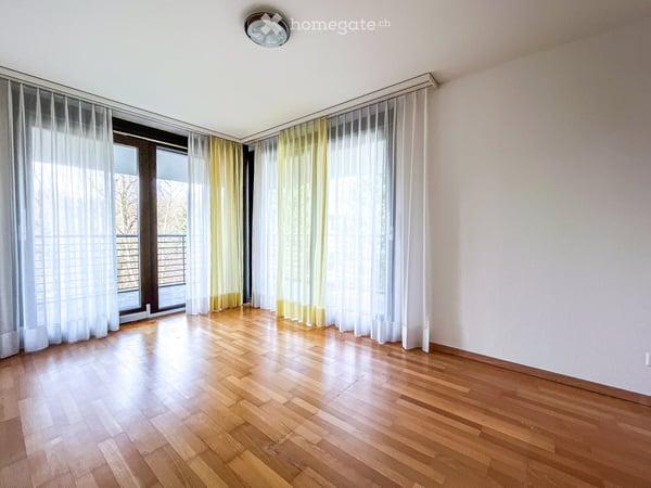 Ruhige Natur-Oase mit zentraler Anbindung: 1.5 Zimmer-Apartment im Kreis 7 von Zürich 10